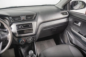 Седан Kia Rio 2014 года, 859000 рублей, Томск