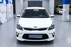 Седан Kia Rio 2018 года, 1363000 рублей, Солонцы