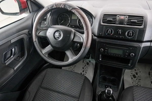 Хетчбэк Skoda Fabia 2013 года, 299000 рублей, Красноярск