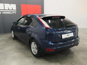 Хэтчбек Ford Focus 2010 года, 810000 рублей, Курск