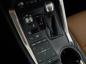 Внедорожник Lexus NX 2019 года, 3734900 рублей, Москва