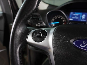 Внедорожник Ford Kuga 2016 года, 1349000 рублей, Воронеж