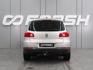 Внедорожник Volkswagen Tiguan 2012 года, 1149000 рублей, Воронеж