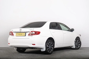 Седан Toyota Corolla 2011 года, 1289000 рублей, Томск