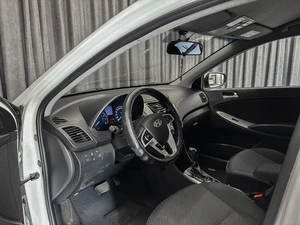 Седан Hyundai Solaris 2014 года, 880000 рублей, Красноярск