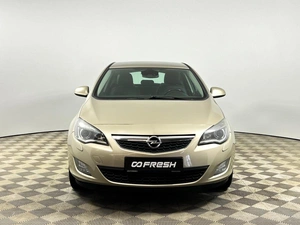 Хетчбэк Opel Astra 2011 года, 779900 рублей, Казань