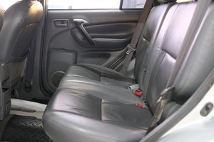 Внедорожник Toyota RAV4 2001 года, 849000 рублей, Омск