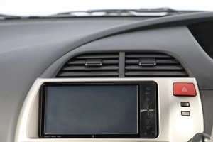 Хетчбэк Toyota Ractis 2010 года, 999000 рублей, Новосибирск