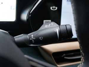 Внедорожник Geely Monjaro 2024 года, 3899000 рублей, Санкт-Петербург