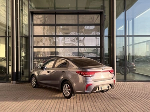 Седан Kia Rio 2018 года, 970000 рублей, Уфа