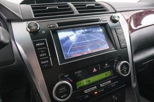 Седан Toyota Camry 2013 года, 1999000 рублей, Красноярск