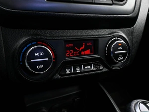 Седан Kia Rio 2012 года, 989000 рублей, Волгоград