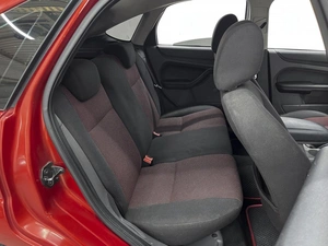 Хетчбэк Ford Focus 2006 года, 453000 рублей, Ростов-на-Дону