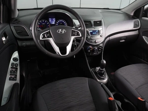 Седан Hyundai Solaris 2015 года, 899000 рублей, Воронеж