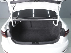 Седан Volkswagen Jetta 2019 года, 1819000 рублей, Ростов-на-Дону