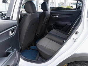 Хетчбэк Kia Rio X-Line 2019 года, 1640000 рублей, Краснодар