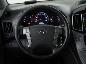 Минивэн Hyundai H-1 2016 года, 1880050 рублей, Москва