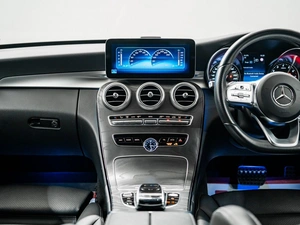 Седан Mercedes-benz C-класс 2018 года, 2700000 рублей, Красноярск