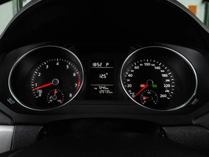 Седан Volkswagen Jetta 2015 года, 1399000 рублей, Воронеж