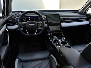 Внедорожник Geely Atlas 2024 года, 2950000 рублей, Краснодар
