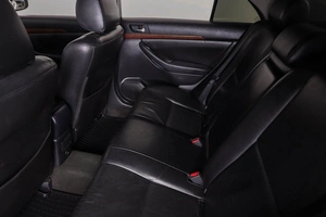 Седан Toyota Avensis 2007 года, 919000 рублей, Пермь