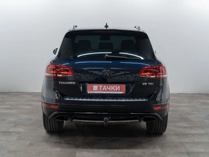 Внедорожник Volkswagen Touareg 2017 года, 3400000 рублей, Красноярск