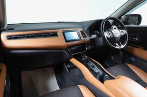 Внедорожник Honda Vezel 2018 года, 2129000 рублей, Новосибирск