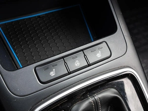 Хетчбэк Kia Rio X-Line 2018 года, 1690000 рублей, Краснодар