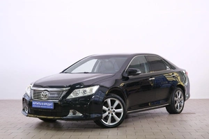 Седан Toyota Camry 2012 года, 1729000 рублей, Омск