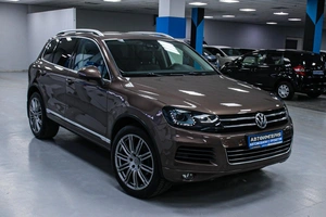 Внедорожник Volkswagen Touareg 2012 года, 2058000 рублей, Солонцы