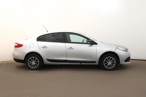 Седан Renault Fluence 2014 года, 577000 рублей, Орёл