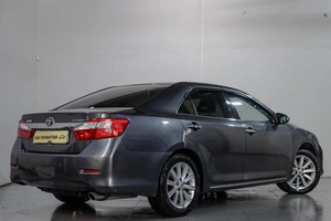 Седан Toyota Camry 2014 года, 1669000 рублей, Челябинск