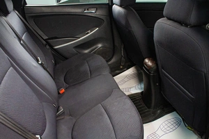 Седан Hyundai Solaris 2011 года, 669000 рублей, Сургут