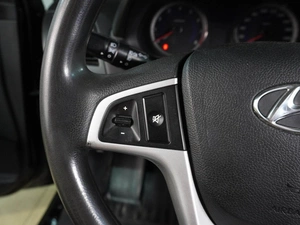 Хетчбэк Hyundai Solaris 2012 года, 689000 рублей, Воронеж