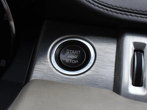 Внедорожник Land Rover Range Rover Evoque 2013 года, 1860000 рублей, Краснодар