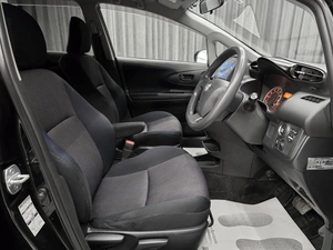 Минивэн Toyota Wish 2012 года, 1275000 рублей, Красноярск