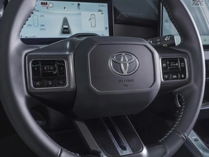 Внедорожник Toyota RAV4 2025 года, 4590000 рублей, Ростов-на-Дону