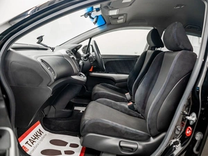 Минивэн Honda Stream 2013 года, 1275000 рублей, Красноярск
