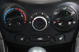 Седан Hyundai Solaris 2011 года, 769000 рублей, Омск
