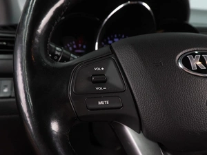 Седан Kia Rio 2013 года, 849000 рублей, Воронеж