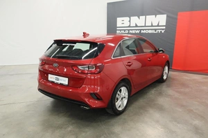 Хэтчбек Kia Ceed 2020 года, 1800000 рублей, Курск