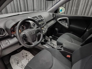 Внедорожник Toyota RAV4 2012 года, 1425000 рублей, Красноярск