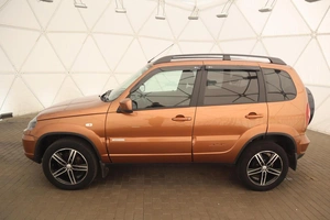 Внедорожник Chevrolet Niva 2017 года, 780000 рублей, Орёл