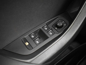 Внедорожник Skoda Karoq 2020 года, 2087100 рублей, Казань