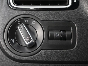 Седан Volkswagen Polo 2017 года, 1050000 рублей, Омск