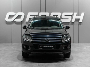 Внедорожник Volkswagen Tiguan 2013 года, 1544000 рублей, Тюмень
