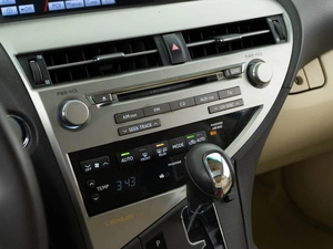 Внедорожник Lexus RX 2011 года, 2498999 рублей, Москва