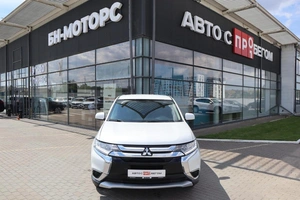 Внедорожник Mitsubishi Outlander 2016 года, 1800000 рублей, Мирное