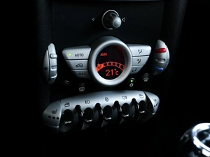 Хетчбэк MINI Cooper Clubman 2009 года, 719000 рублей, Волгоград