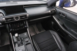 Седан Lexus IS 2013 года, 2699000 рублей, Красноярск